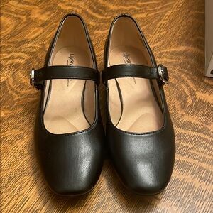 Black Mary Jane Shoes with Buckle